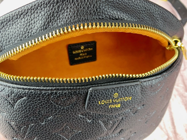 ルイヴィトンバッグ着用イメージ